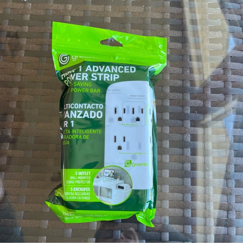 Greenlite Advanced Power Strip